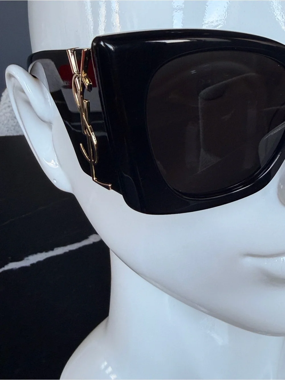 Yves Saint Laurent Glossy Black Oversized Cat-Eye Sunglasses